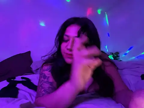 Phoenixcalixo online show from 04/26/26, 08:23