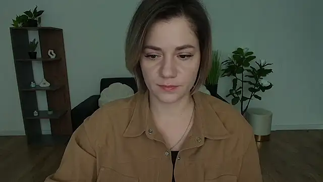 Snapshot of MariaSttone chatting on 12/02/24, 01:02 MariaSttone online show from 12/02/24, 01:02