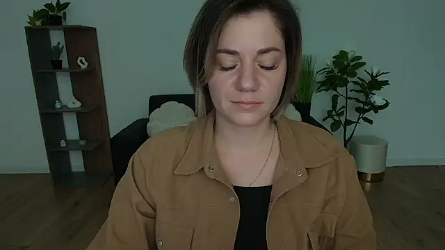 Snapshot of MariaSttone chatting on 12/02/24, 04:09 MariaSttone online show from 12/02/24, 04:09