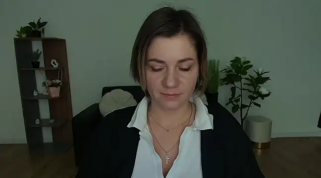 Snapshot of MariaSttone chatting on 12/15/24, 02:59 MariaSttone online show from 12/15/24, 02:59