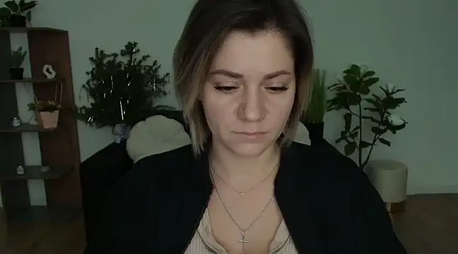 Snapshot of MariaSttone chatting on 12/30/24, 12:42 MariaSttone online show from 12/30/24, 12:42
