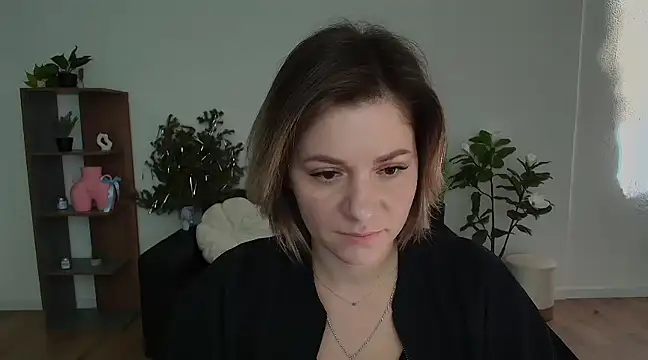 Snapshot of MariaSttone chatting on 01/11/25, 11:12 MariaSttone online show from 01/11/25, 11:12