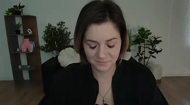 Snapshot of MariaSttone chatting on 01/12/25, 10:23 MariaSttone online show from 01/12/25, 10:23