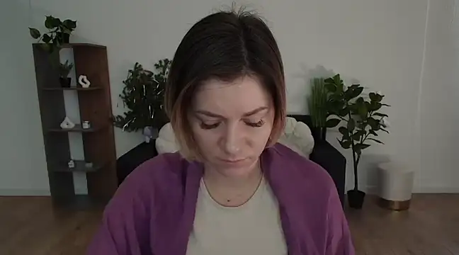 Snapshot of MariaSttone chatting on 01/15/25, 09:45 MariaSttone online show from 01/15/25, 09:45