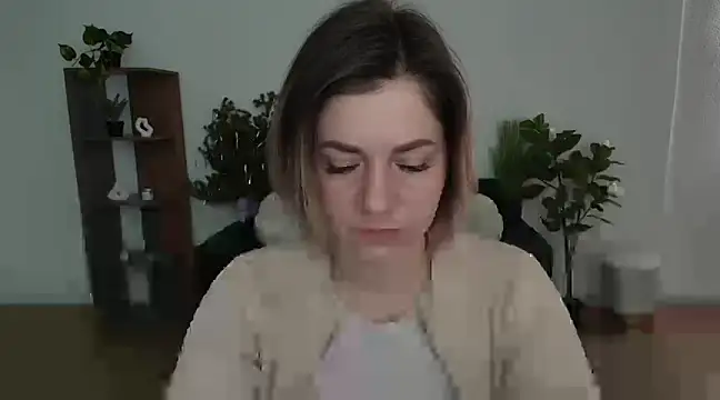 Snapshot of MariaSttone chatting on 01/16/25, 11:26 MariaSttone online show from 01/16/25, 11:26