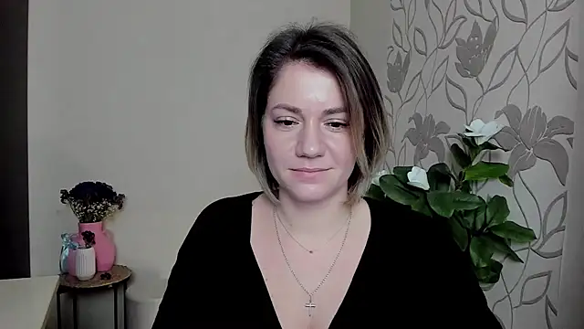 Snapshot of MariaSttone chatting on 02/22/25, 02:30 MariaSttone online show from 02/22/25, 02:30