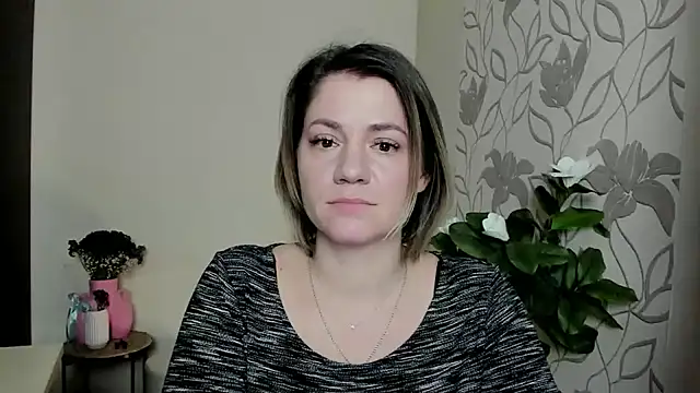 Snapshot of MariaSttone chatting on 02/23/25, 08:00 MariaSttone online show from 02/23/25, 08:00
