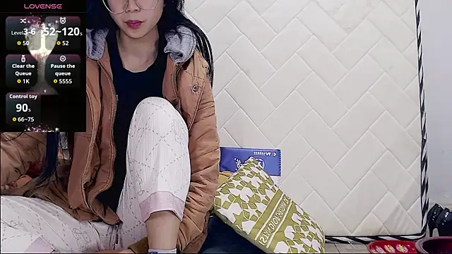 Snapshot of baoer-558 chatting on 11/19/25, 05:51 baoer-558 online show from 11/19/25, 05:51