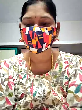 Snapshot of Bangarupapa chatting on 01/31/25, 01:45 Bangarupapa online show from 01/31/25, 01:45