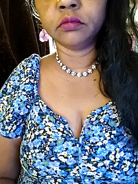Snapshot of Bangarupapa chatting on 06/18/26, 04:46 Bangarupapa online show from 06/18/26, 04:46