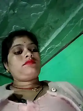 Snapshot of Chandni chatting on 01/23/25, 07:40 Chandni online show from 01/23/25, 07:40