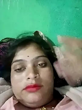 Snapshot of Chandni chatting on 01/24/25, 02:18 Chandni online show from 01/24/25, 02:18