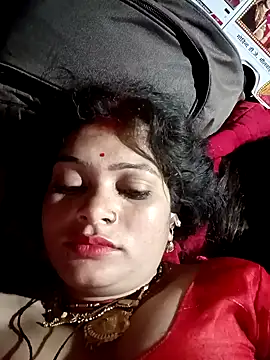 Snapshot of Chandni chatting on 01/29/25, 07:43 Chandni online show from 01/29/25, 07:43