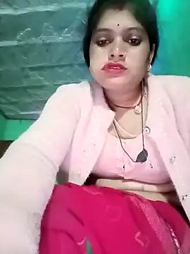 Snapshot of Chandni chatting on 02/02/25, 01:19 Chandni online show from 02/02/25, 01:19