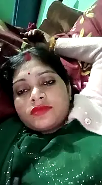 Snapshot of Chandni chatting on 02/16/25, 05:15 Chandni online show from 02/16/25, 05:15