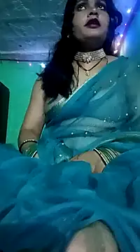 Snapshot of Chandni chatting on 02/23/25, 02:04 Chandni online show from 02/23/25, 02:04