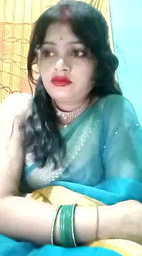 Snapshot of Chandni chatting on 02/23/25, 05:07 Chandni online show from 02/23/25, 05:07