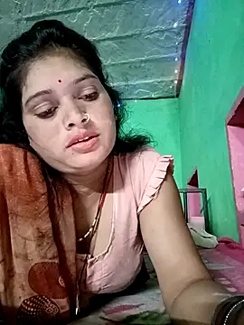 Snapshot of Chandni chatting on 03/17/25, 02:23 Chandni online show from 03/17/25, 02:23