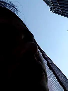 Snapshot of Chandni chatting on 09/14/25, 12:43 Chandni online show from 09/14/25, 12:43