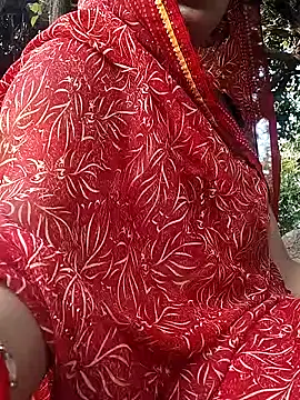 Snapshot of Chandni chatting on 09/20/25, 02:45 Chandni online show from 09/20/25, 02:45