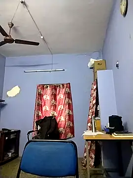 Snapshot of Tamilandteluguboy14 chatting on 10/28/25, 11:47 Tamilandteluguboy14 online show from 10/28/25, 11:47