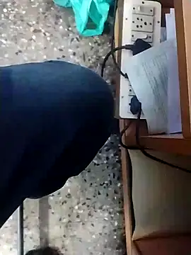 Snapshot of Tamilandteluguboy14 chatting on 11/28/25, 12:52 Tamilandteluguboy14 online show from 11/28/25, 12:52