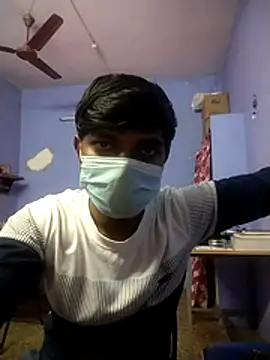 Snapshot of Tamilandteluguboy14 chatting on 12/18/25, 10:54 Tamilandteluguboy14 online show from 12/18/25, 10:54