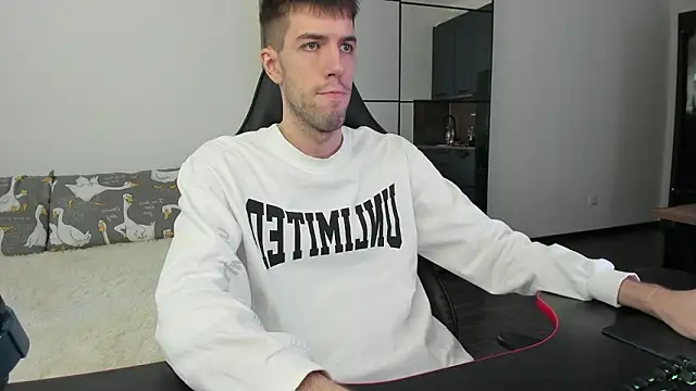 White Dylan online show from 02/13/26, 12:23