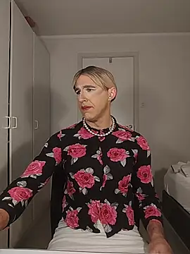 kirstenstone online show from 03/06/26, 04:58