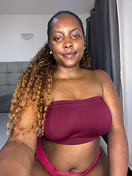 prettiepearl online show from 03/18/26, 02:58