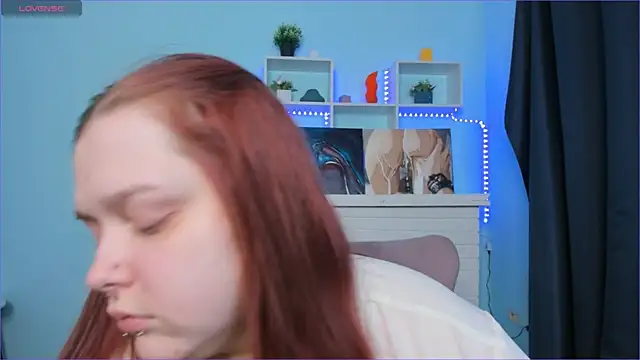 Snapshot of Crow_Diam0nd chatting on 12/13/24, 09:35 Crow Diam0nd online show from 12/13/24, 09:35