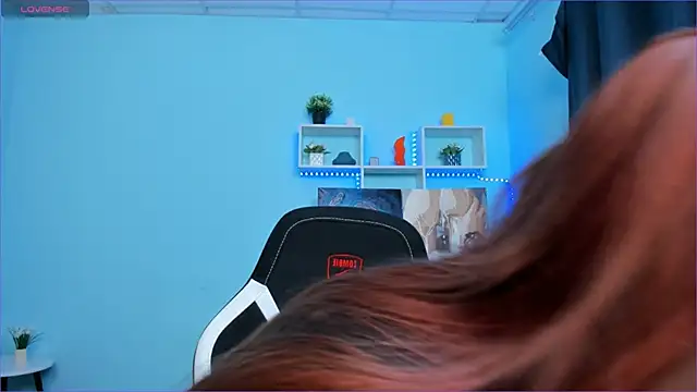 Snapshot of Crow_Diam0nd chatting on 01/30/25, 07:48 Crow Diam0nd online show from 01/30/25, 07:48