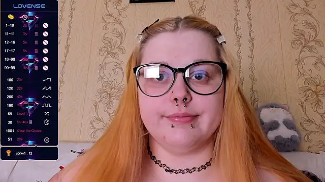 Snapshot of Crow_Diam0nd chatting on 02/15/26, 01:02 Crow Diam0nd online show from 02/15/26, 01:02