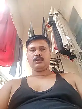 Snapshot of Vinay-kumar89 chatting on 11/19/25, 02:44 Vinay-kumar89 online show from 11/19/25, 02:44