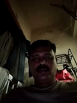 Snapshot of Vinay-kumar89 chatting on 11/21/25, 04:16 Vinay-kumar89 online show from 11/21/25, 04:16