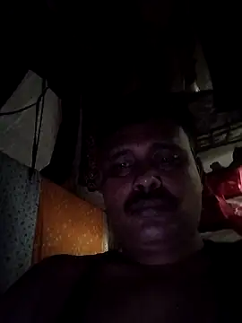 Snapshot of Vinay-kumar89 chatting on 12/18/25, 05:08 Vinay-kumar89 online show from 12/18/25, 05:08