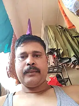 Snapshot of Vinay-kumar89 chatting on 12/21/25, 03:46 Vinay-kumar89 online show from 12/21/25, 03:46