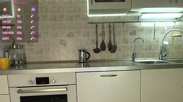 MilfeaN online show from 09/19/25, 07:32