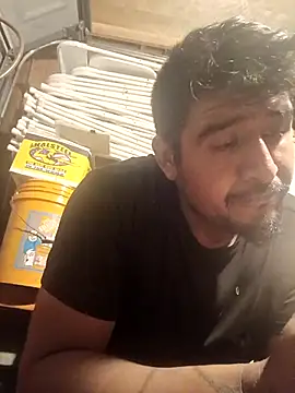 Snapshot of beliqi chatting on 09/15/25, 09:31 beliqi online show from 09/15/25, 09:31