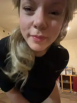 EllaSnow online show from 03/04/26, 07:58