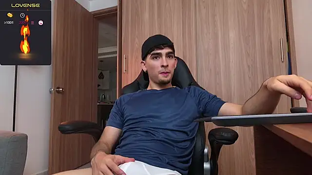 zenn rush1 online show from 01/11/25, 02:15