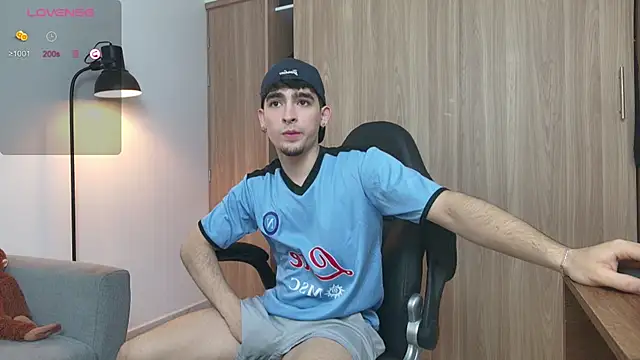 zenn rush1 online show from 02/12/25, 01:27