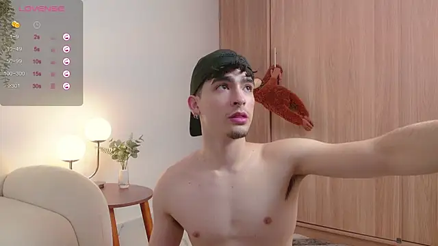 zenn rush1 online show from 03/09/25, 02:32