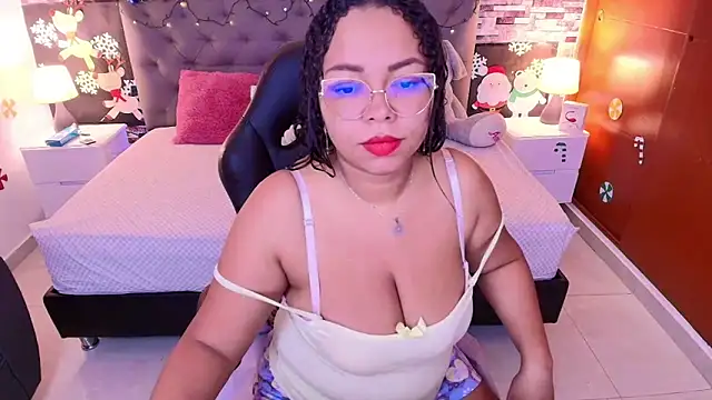 Snapshot of italy___boobs chatting on 12/05/25, 11:41 italy boobs online show from 12/05/25, 11:41