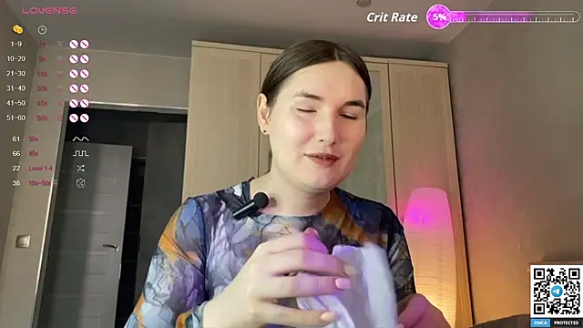 Maria Bowie online show from 09/15/25, 07:41