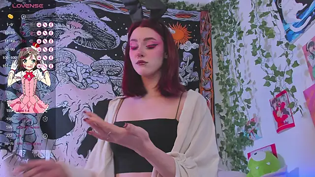 Snapshot of kissthasky chatting on 09/14/25, 08:35 kissthasky online show from 09/14/25, 08:35