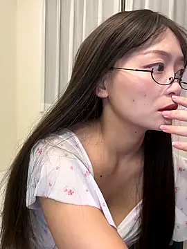 Snapshot of wt0314 chatting on 10/05/25, 12:58 wt0314 online show from 10/05/25, 12:58