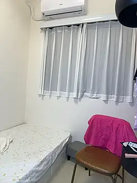 Snapshot of wt0314 chatting on 11/11/25, 02:39 wt0314 online show from 11/11/25, 02:39