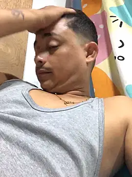 isacalejandroo online show from 02/14/25, 04:37