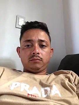 isacalejandroo online show from 09/17/25, 06:42